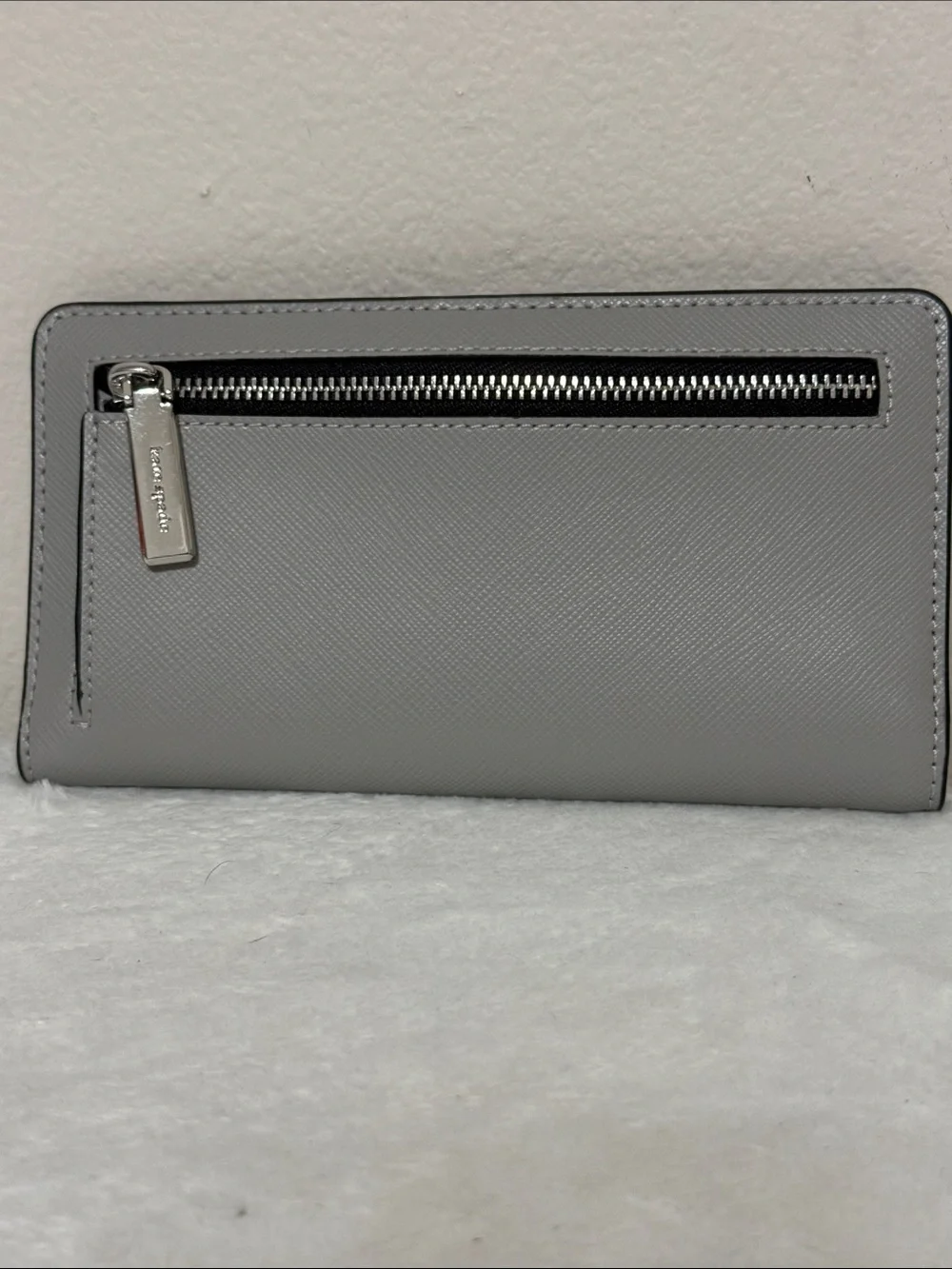 kate spade Two-Tone Gray and White Zip Wallet